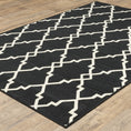 Load image into Gallery viewer, 5’x8’ Black and Ivory Trellis Indoor Outdoor Area Rug-4

